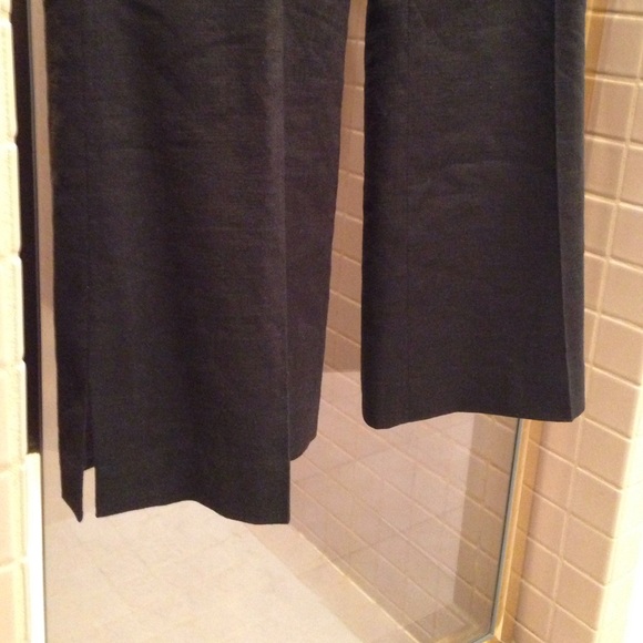 Banana Republic linen pants in black - Picture 3 of 4